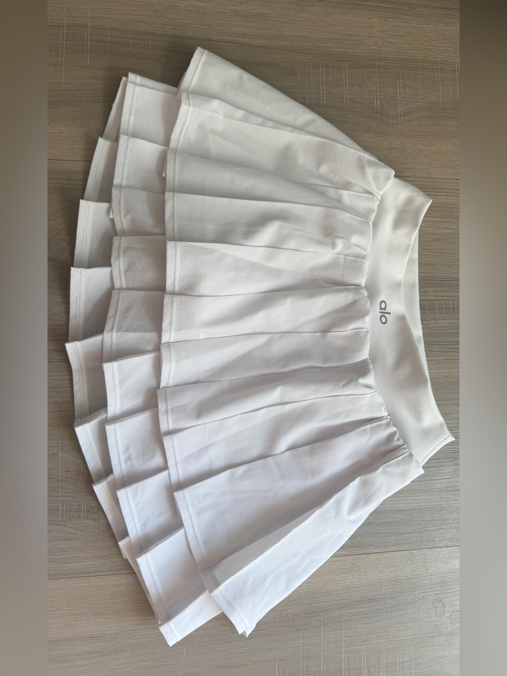 ALO Yoga White Pleated Mini Skirt